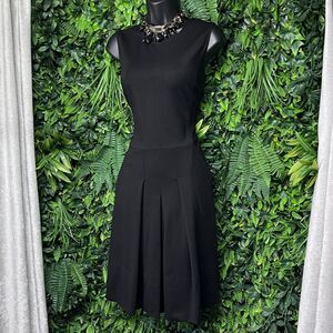 VINCE Dress Women 6 Black Sleeveless Sheath Pleated Career Round Neckline 2241